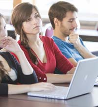 Къде се инвестира успешно във висше образование