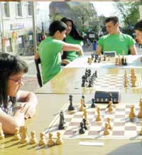 Милиони за спортни салони