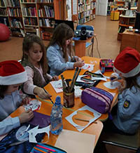 „Пътешествия“ в света на изкуствата, компютрите и бизнеса