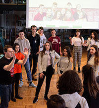 Учене чрез практика