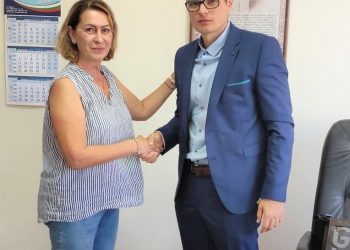 Плувец поема бургаското Спортно