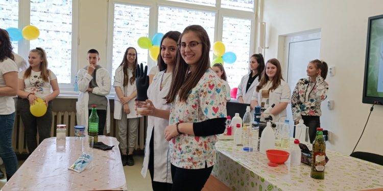 Пътешествие из тайния свят на природата