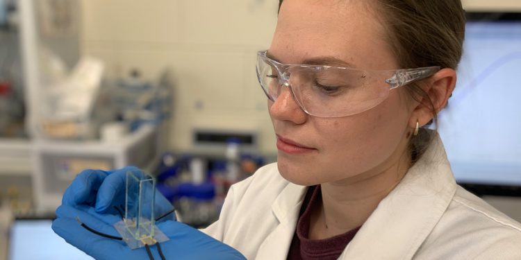 Звукови вълни ускоряват електролизата