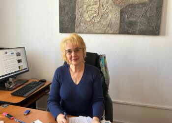 600 експерти ще оценяват матурите