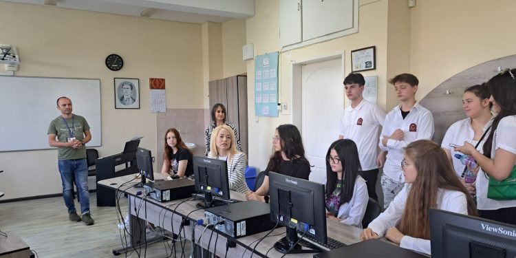 Инициатива „Отговорни в училище“ в Бургас