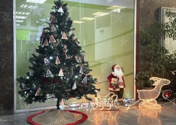 Зарадвай дете в нужда