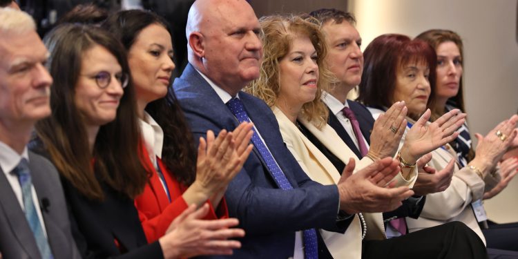 Според доклада на ОИСР: Българските ученици по-удовлетворени от живота, но с по-ниска ангажираност в учебния процес