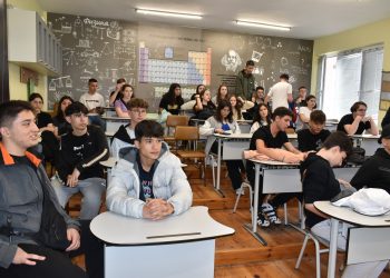 За да бъдат учениците знаещи и можещи