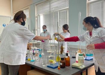 189 позиции в новия Списък на професиите