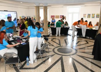 Първата открита студентска аудитория в МОН (видео)