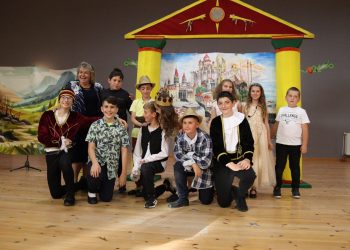 Повече от 70 000 ученици са участвали през изминалата учебна година в занимания по интереси, финансирани от Министерството на образованието и науката