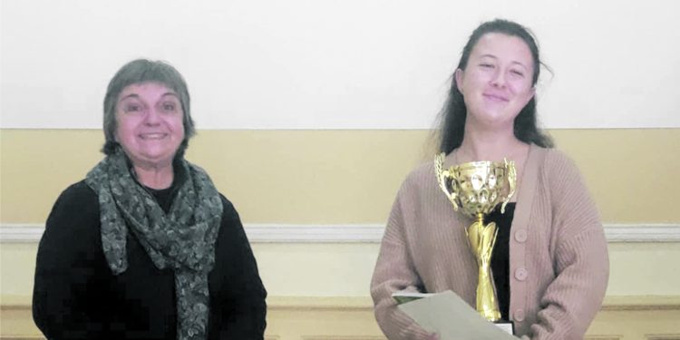 Среща на литературни надежди край Дунав