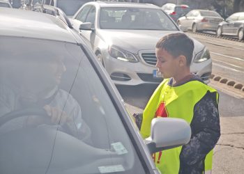 Децата с послания към шофьорите