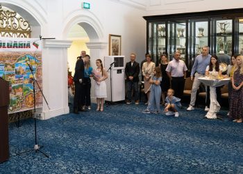 Министър Галин Цоков: Ще подкрепим разкриването на българско неделно училище в Сингапур