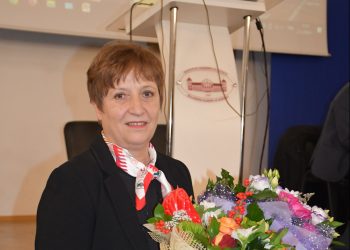 Новият председател на БАН е член-кореспондент Евелина Славчева