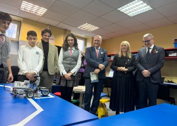 Над 18 000 учители ще бъдат обучени за работа в STEM среда