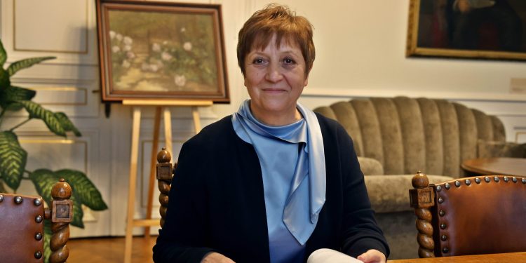 Чл.-кор. Евелина Славчева, председател на Българската академия на науките: Да си учен, не е просто професия