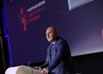 Още шест лаборатории за образователни иновации