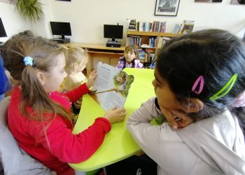 Децата от IIА клас гостуват на Народно читалище „Просвета 1927“ – Варна