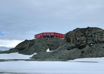 Българската антарктическа база "Св. Климент Охридски"