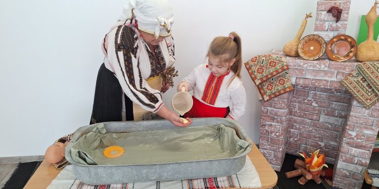 Снимка на броя: Бабинден