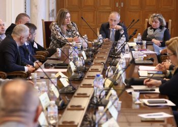 Парламентарната комисия по образованието и науката прие на първо гласуване предложения законопроект за държавния бюджет на страната за 2025 г.