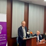 Промените на учебните програми по литература обсъдиха експерти на кръгла маса, организирана от Факултета по славянски филологии на Софийския университет