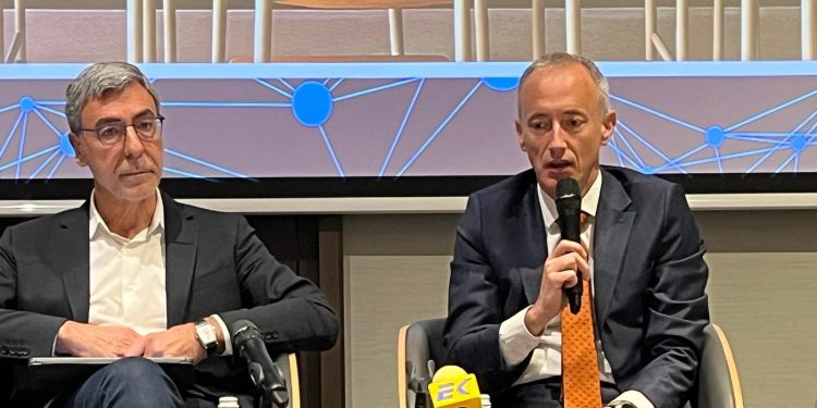 Министър Красимир Вълчев: Да научим децата да бъдат дигитални създатели