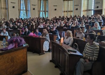 Подкрепа за нови директори и учители