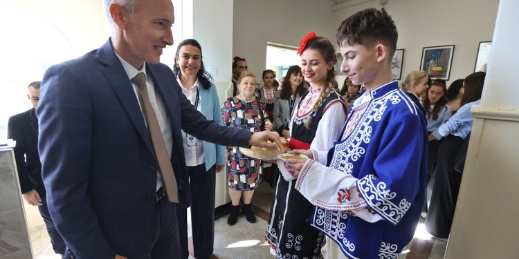 Снимка на броя: STEM център „Елисавета Вазова“