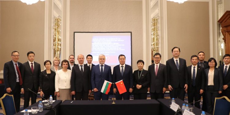 България и Китай ще засилят сътрудничеството си в науката, технологиите и иновациите