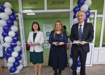 Столичното 2. СУ „Емилиян Станев“ откри STEM център на два етажа и с 8 зали